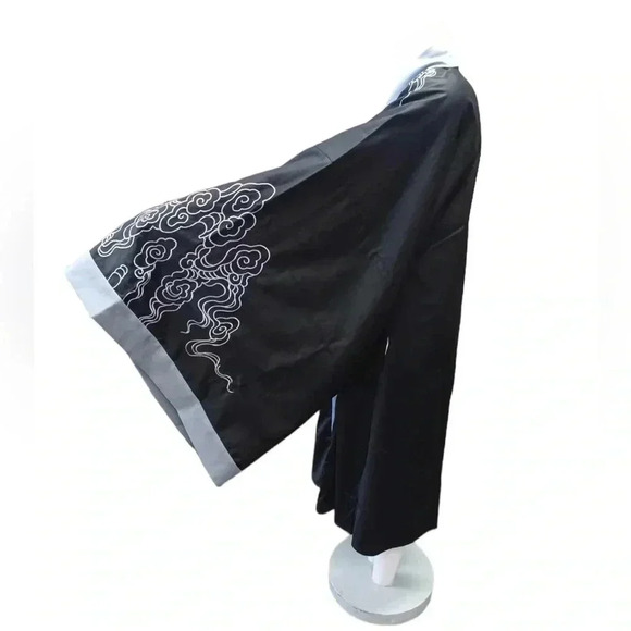 Hanfu Chinese Traditional  Black White Robe Kimono - Picture 1 of 12